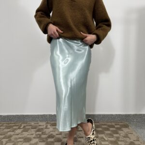Błękitna satynowa spódnica acetat z wiskozą