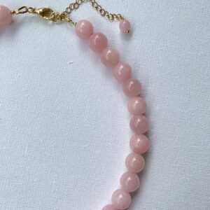Naszyjnik pastel pink z zawieszką truskawką - obrazek 4