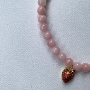 Naszyjnik pastel pink z zawieszką truskawką - obrazek 5