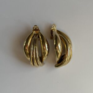 Efektowne duże klipsy w kolorze złotym no2