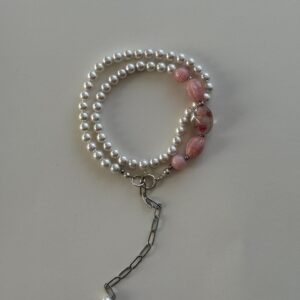 Naszyjnik z pereł i szklanych vintage koralików barwionych w masie