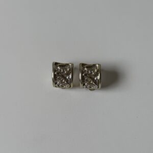 Półokrągłe złoto-srebrne klipsy