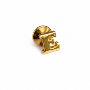 Pin E sygnowany AVON