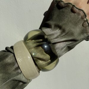 Komplet akrylowych bransoletek