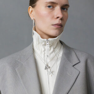 Kolczyki z kryształkiem i łańcuszkami