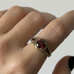 Pierścionek Garnet Gold Plated